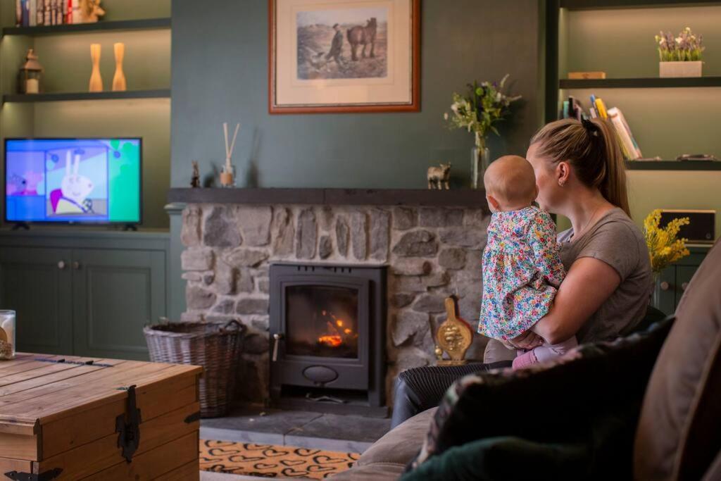 Calm Scottish Country Escape With Hot Tub Sleeps 6 Villa Inverness Bagian luar foto