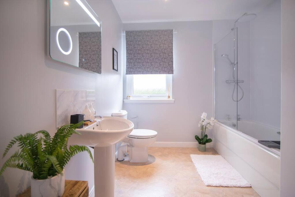 Calm Scottish Country Escape With Hot Tub Sleeps 6 Villa Inverness Bagian luar foto